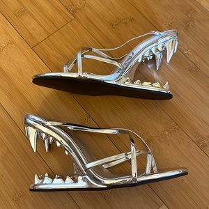 ⭐️HOST PICK⭐️SILVER TEETH SHOES